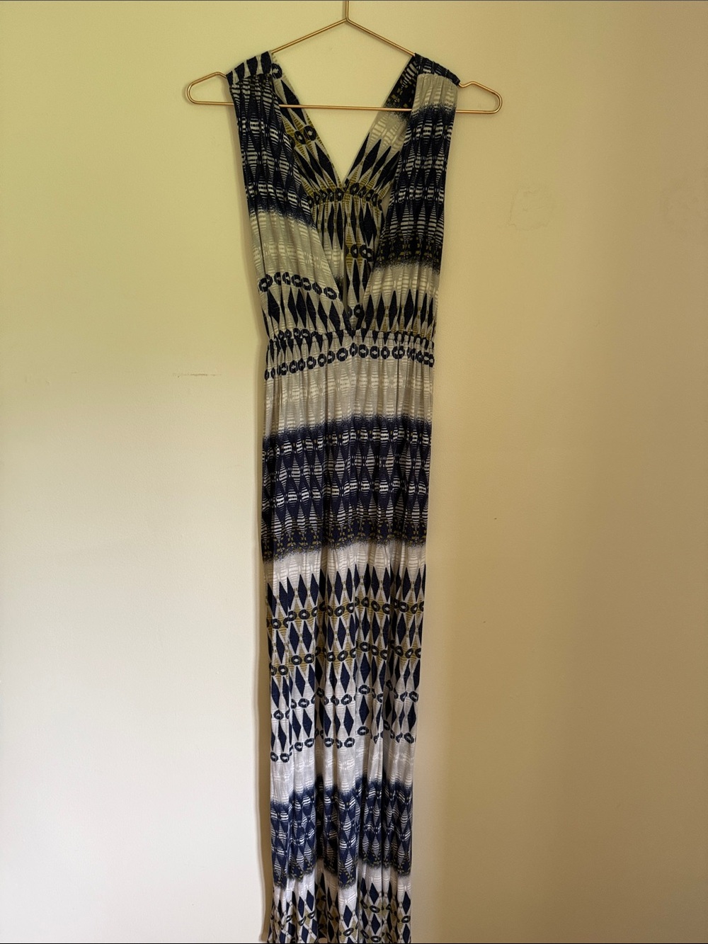 Sleeveless Navy and White Patterned Maxi Dress